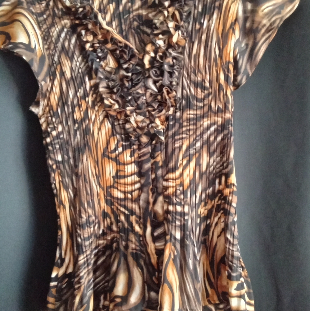 Short sleeve button down blouse